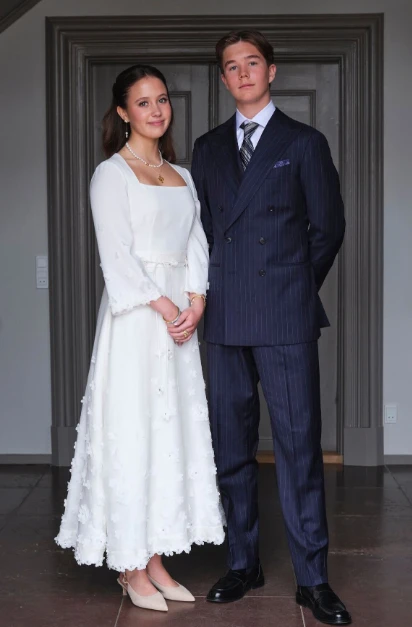 Cặp Hoàng tử - Công chúa song sinh xinh đẹp của Đan Mạch hiện tại ra sao?