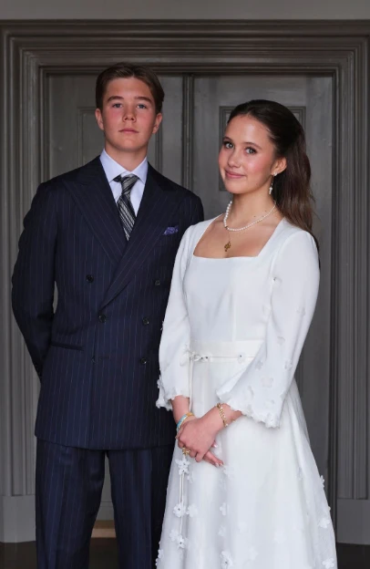 Cặp Hoàng tử - Công chúa song sinh xinh đẹp của Đan Mạch hiện tại ra sao?