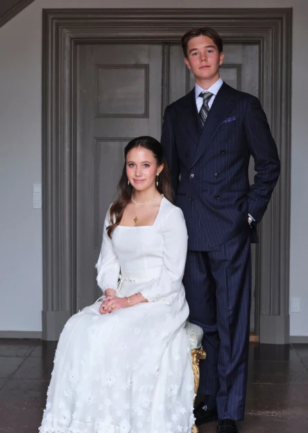 Cặp Hoàng tử - Công chúa song sinh xinh đẹp của Đan Mạch hiện tại ra sao?