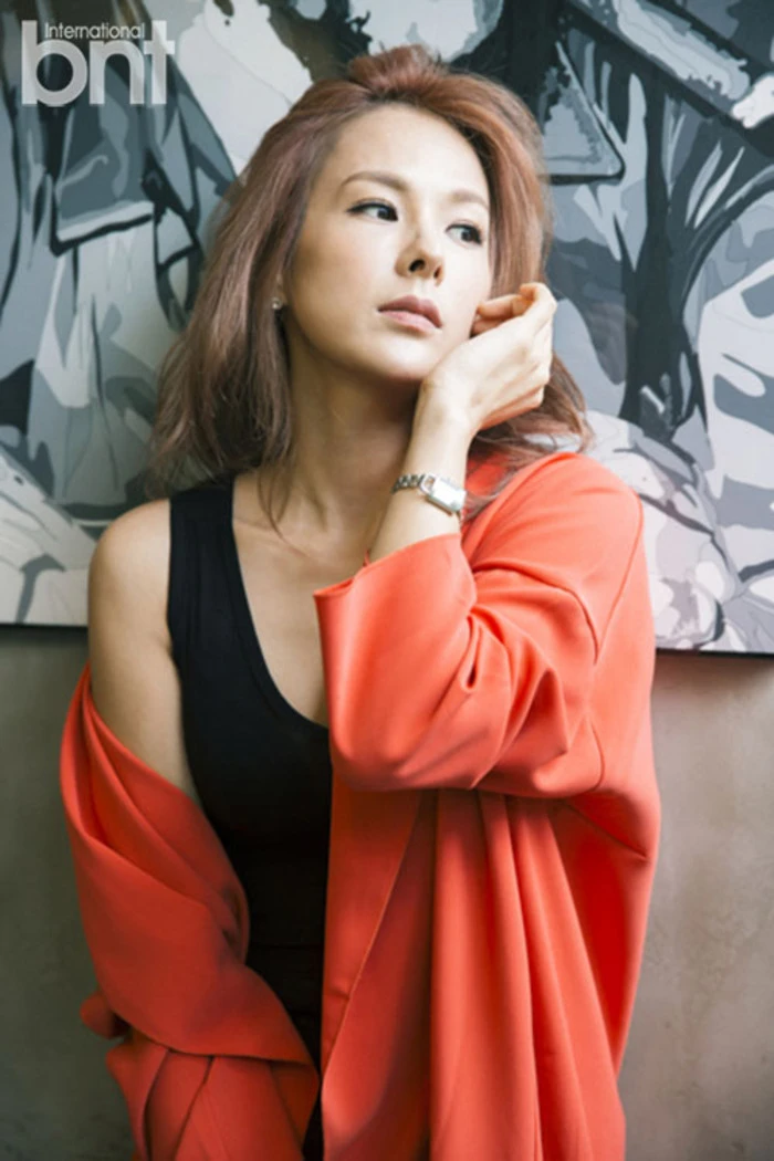 Chae Yeon đẹp tới mức khiến hàng triệu binh lính phát cuồng