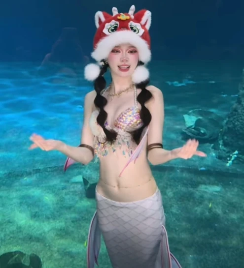 Chỉ 1 giây "lên hình", nàng tiên cá này khiến CDM phải ngây ngất với nhan sắc như bước ra từ truyện cổ tích