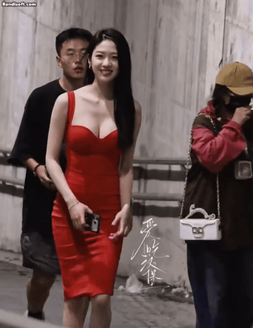 Chỉ cần nhìn mỹ nhân này 3 giây thôi là đêm nay khỏi ngủ: Vòng 1 cháy màn hình, đẹp mà body nuột kinh khủng