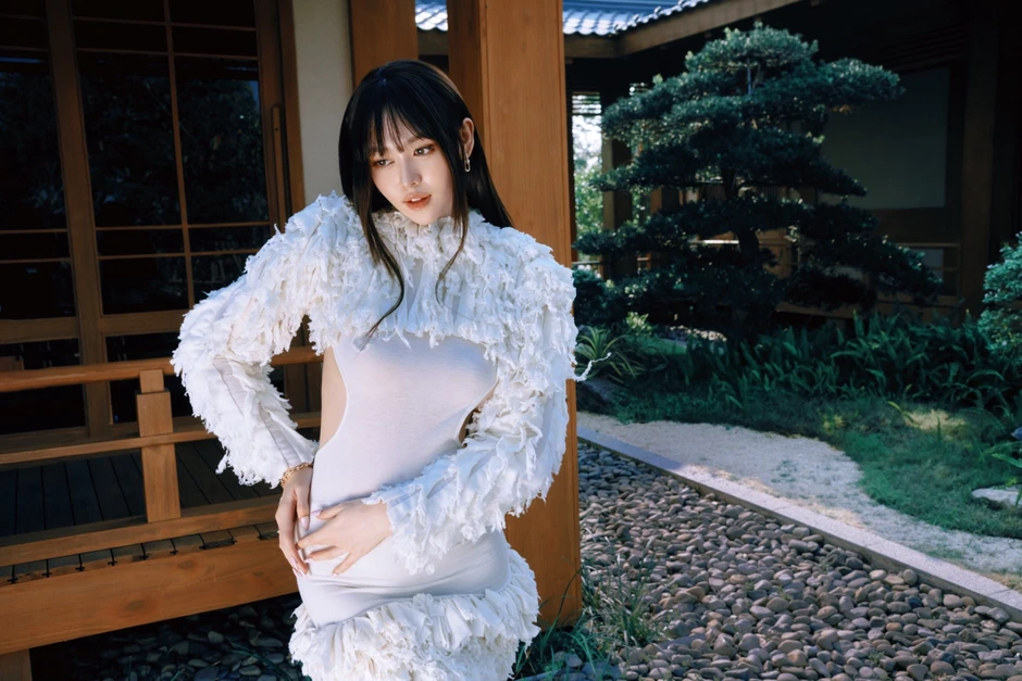 Chỉ duy nhất mỹ nhân này đứng kế Tiểu Vy - Thanh Thủy mà không bị lép vế