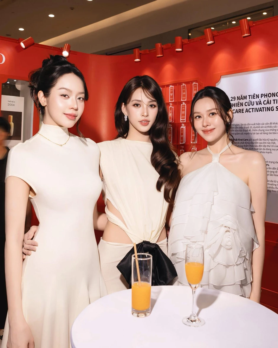 Chỉ duy nhất mỹ nhân này đứng kế Tiểu Vy - Thanh Thủy mà không bị lép vế