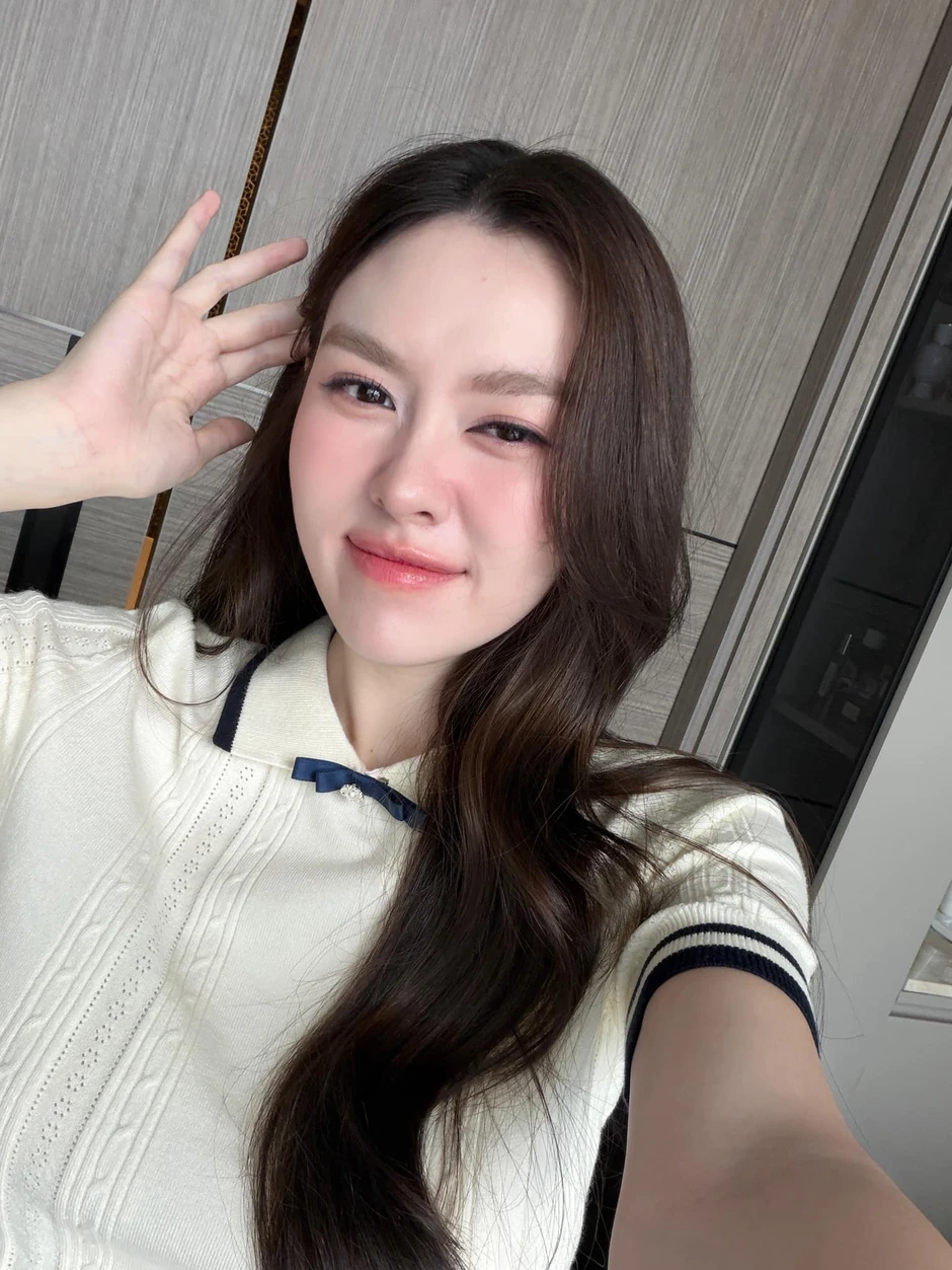 Chỉ duy nhất mỹ nhân này đứng kế Tiểu Vy - Thanh Thủy mà không bị lép vế