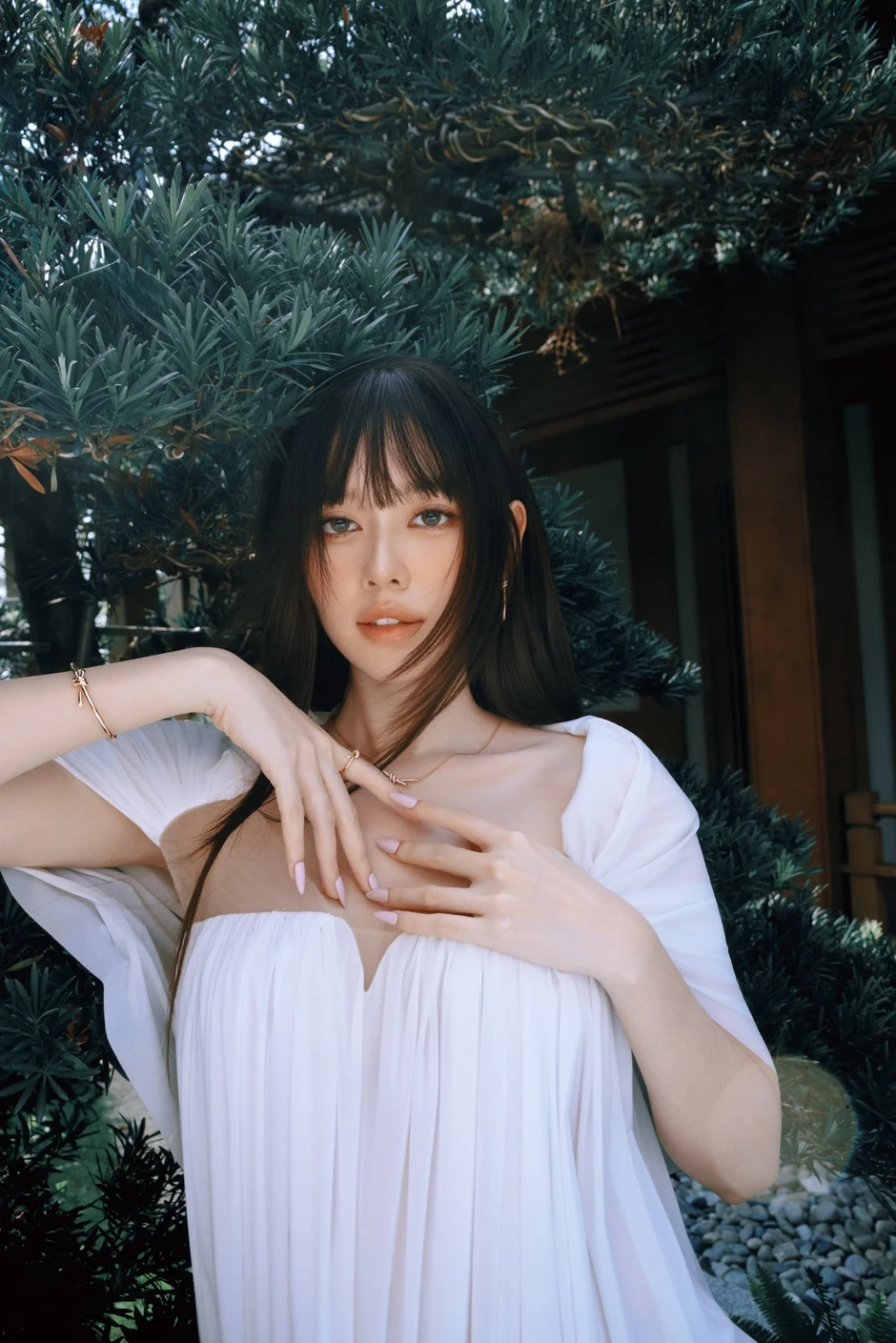 Chỉ duy nhất mỹ nhân này đứng kế Tiểu Vy - Thanh Thủy mà không bị lép vế