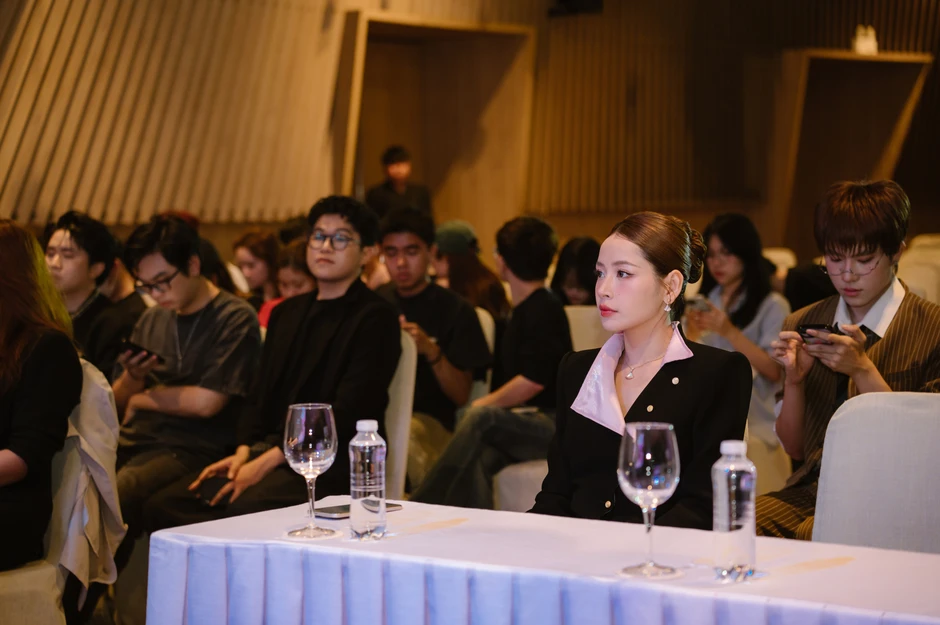 Chi Pu bị tóm dính lúc nửa đêm, ai dè bị bóng lưng của mỹ nhân Việt này giật spotlight