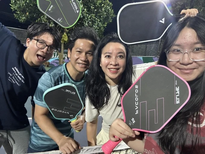 Chim làm tổ, hoa khoe sắc ở biệt thự 4.000 m2 của Trọng Tấn