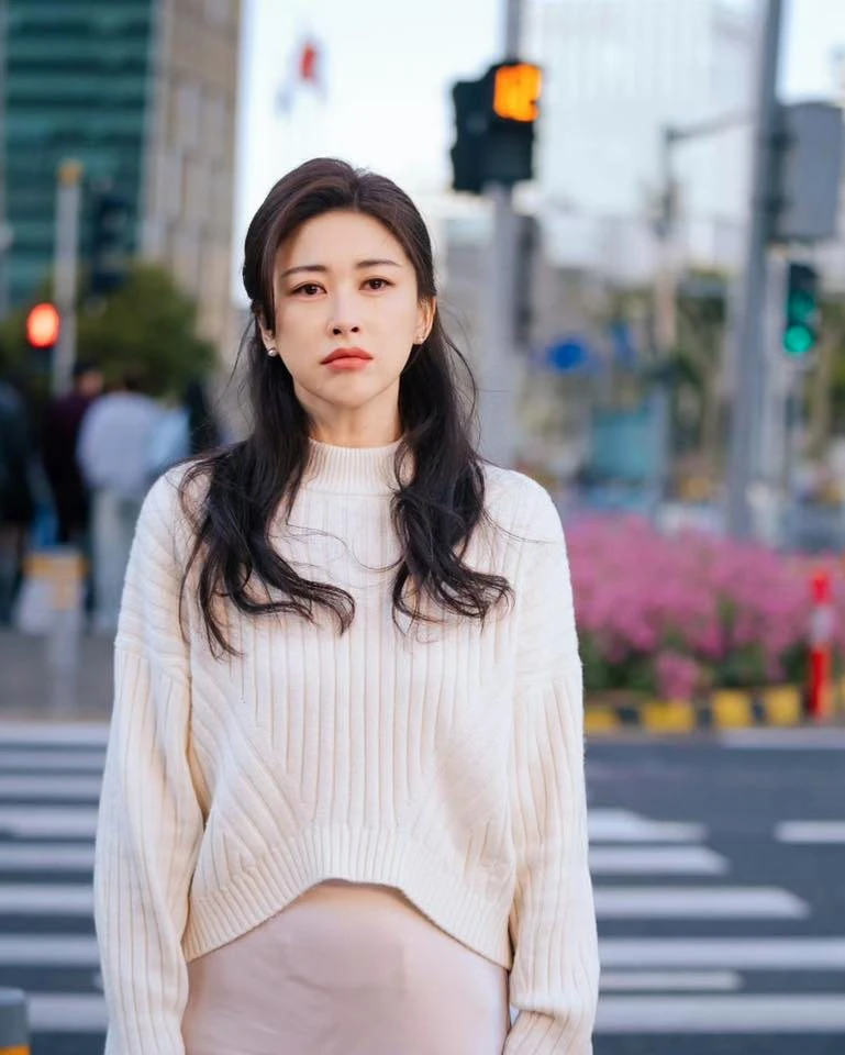 Chu Châu làm lao công mà đẹp hơn cả phu nhân hào môn