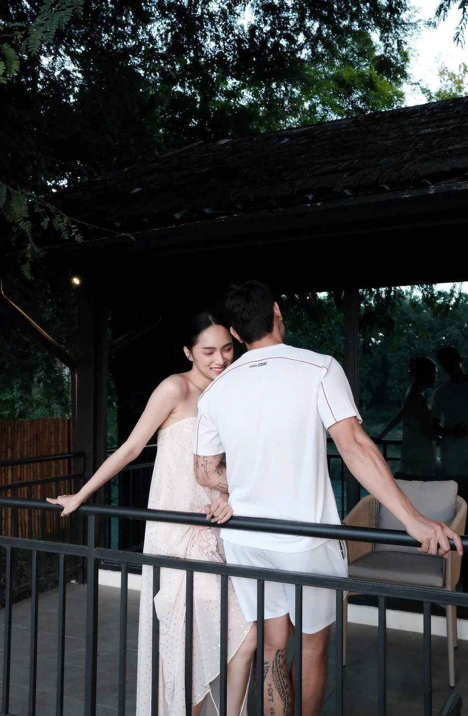 Chuyện gì đang xảy ra với Hương Giang và Phú Cường?