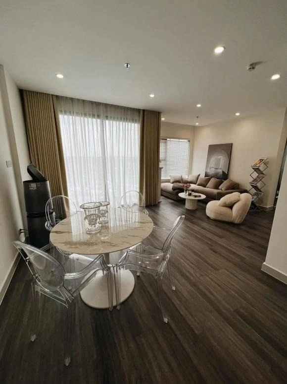 Chuyện gì khiến Hòa Minzy phải xoá gấp bài đăng bán nhà lỗ gần 1 tỷ đồng? Chuyện gì khiến Hòa Minzy phải xoá gấp bài đăng bán nhà lỗ gần 1 tỷ đồng?