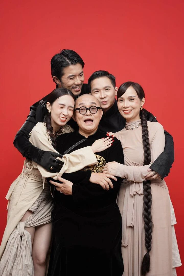 Chuyện tình 30 năm, kín tiếng của "vua hài đất Bắc" và tiểu thư phố cổ