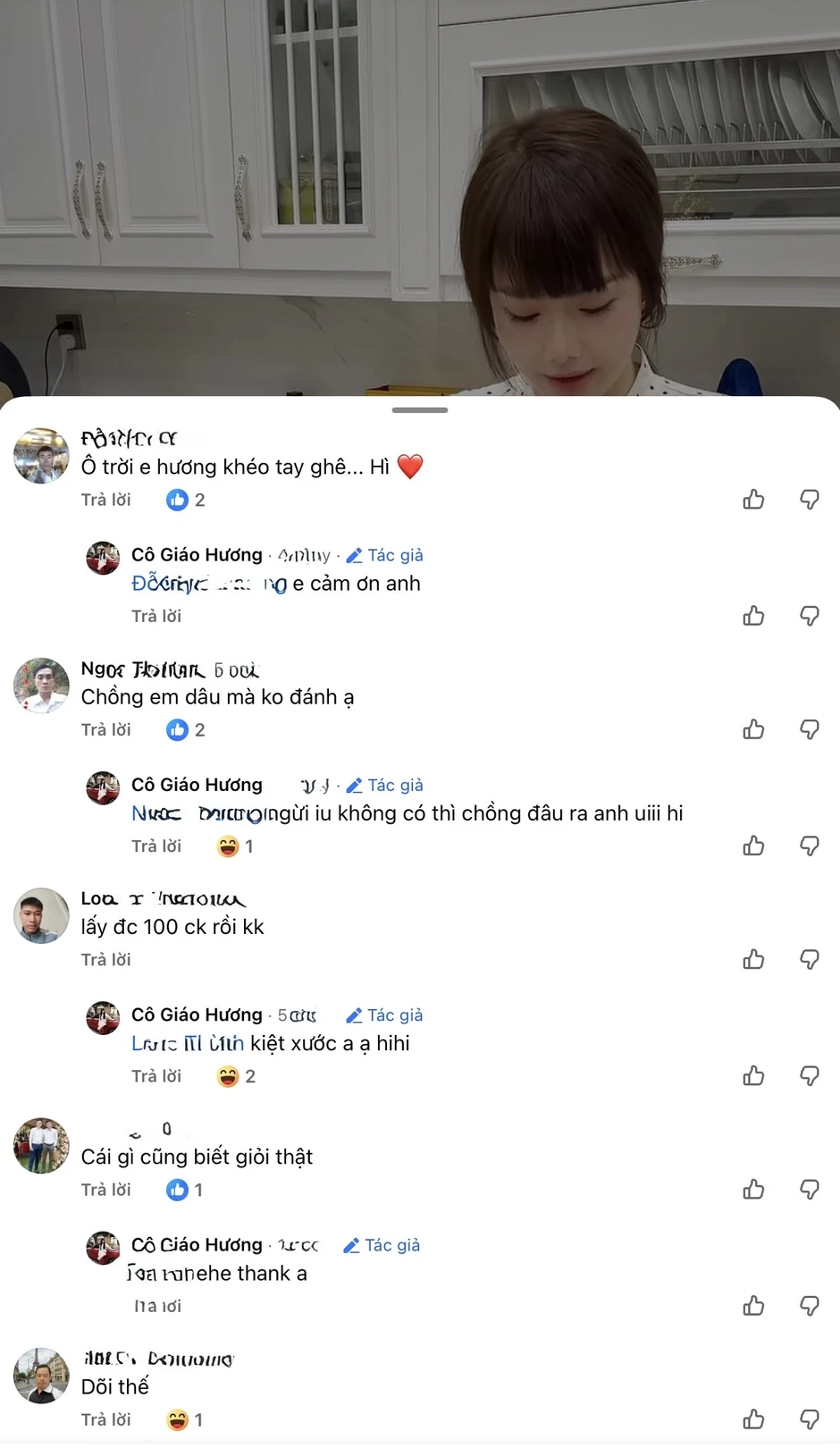 Cô giáo Hương trổ tài đứng bếp làm món khoái khẩu, clip nhận bão tương tác, fan tấm tắc "giỏi hết phần thiên hạ" Cô giáo Hương trổ tài đứng bếp làm món khoái khẩu, clip nhận bão tương tác, fan tấm tắc "giỏi hết phần thiên hạ"