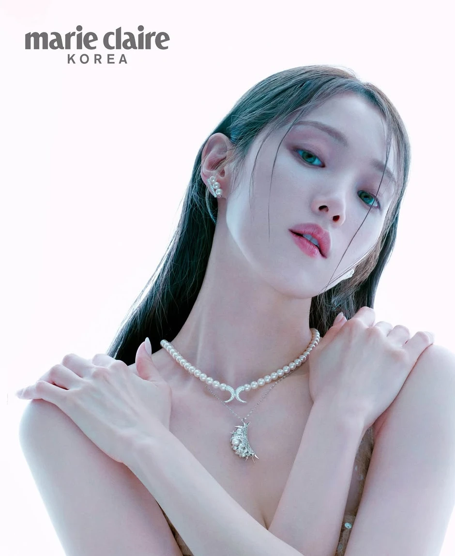 Có mỹ nhân vừa hoá công chúa Jasmine, vẻ ngoài như "xé truyện bước ra" bởi quá xinh đẹp