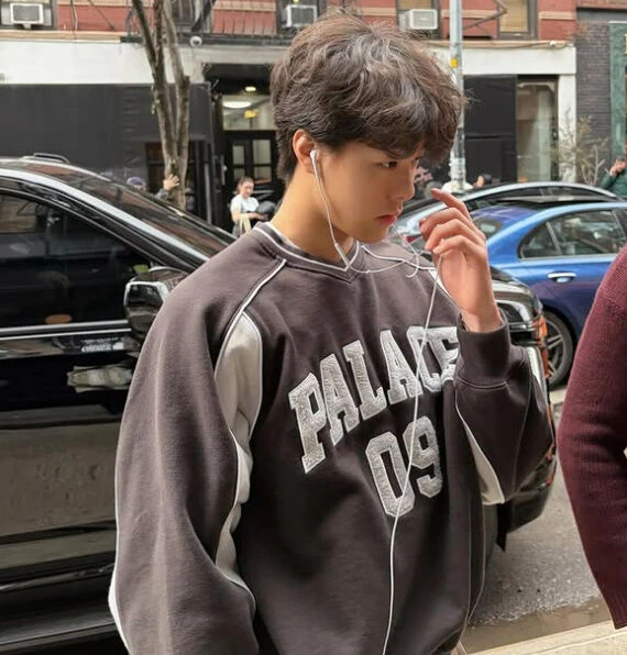 Con trai Kwon Sang Woo: 17 tuổi thừa kế 1221 tỷ, có xe hơi riêng còn đẹp trai ăn đứt bố Con trai Kwon Sang Woo: 17 tuổi thừa kế 1221 tỷ, có xe hơi riêng còn đẹp trai ăn đứt bố