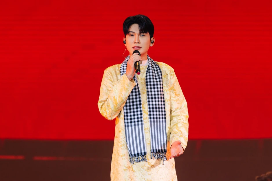 Cover bài mới của Hùng Huỳnh, nam ca sĩ khiến cả cõi mạng tranh cãi: Hay hơn bản gốc là được Cover bài mới của Hùng Huỳnh, nam ca sĩ khiến cả cõi mạng tranh cãi: Hay hơn bản gốc là được