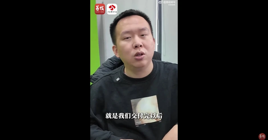 Cụ bà 90 tuổi vẫn gọi điện video hằng ngày với con trai đã mất 1 năm Cụ bà 90 tuổi vẫn gọi điện video hằng ngày với con trai đã mất 1 năm