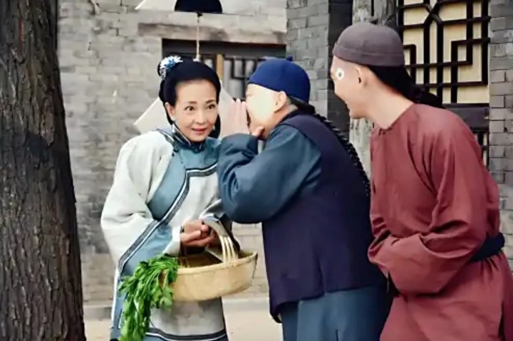 Cung nữ trong "Tây du ký": Đỗ 2 trường đại học, trở thành nhà thiết kế nổi tiếng