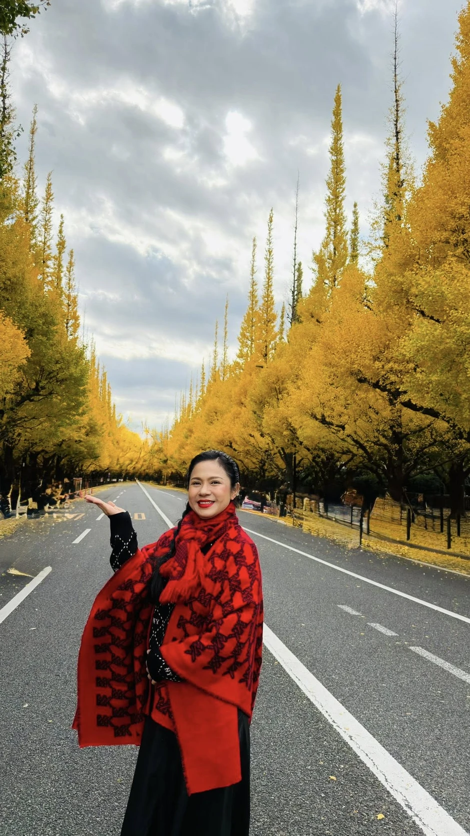 Cuộc sống hiện tại của "đệ nhất mỹ nhân" Việt Trinh