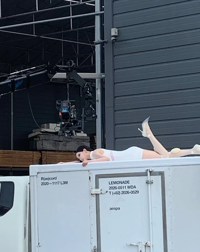 Đã tìm ra "ma nơ canh" sống của Kbiz, "thánh body" Lisa giờ chỉ còn là cái tên?