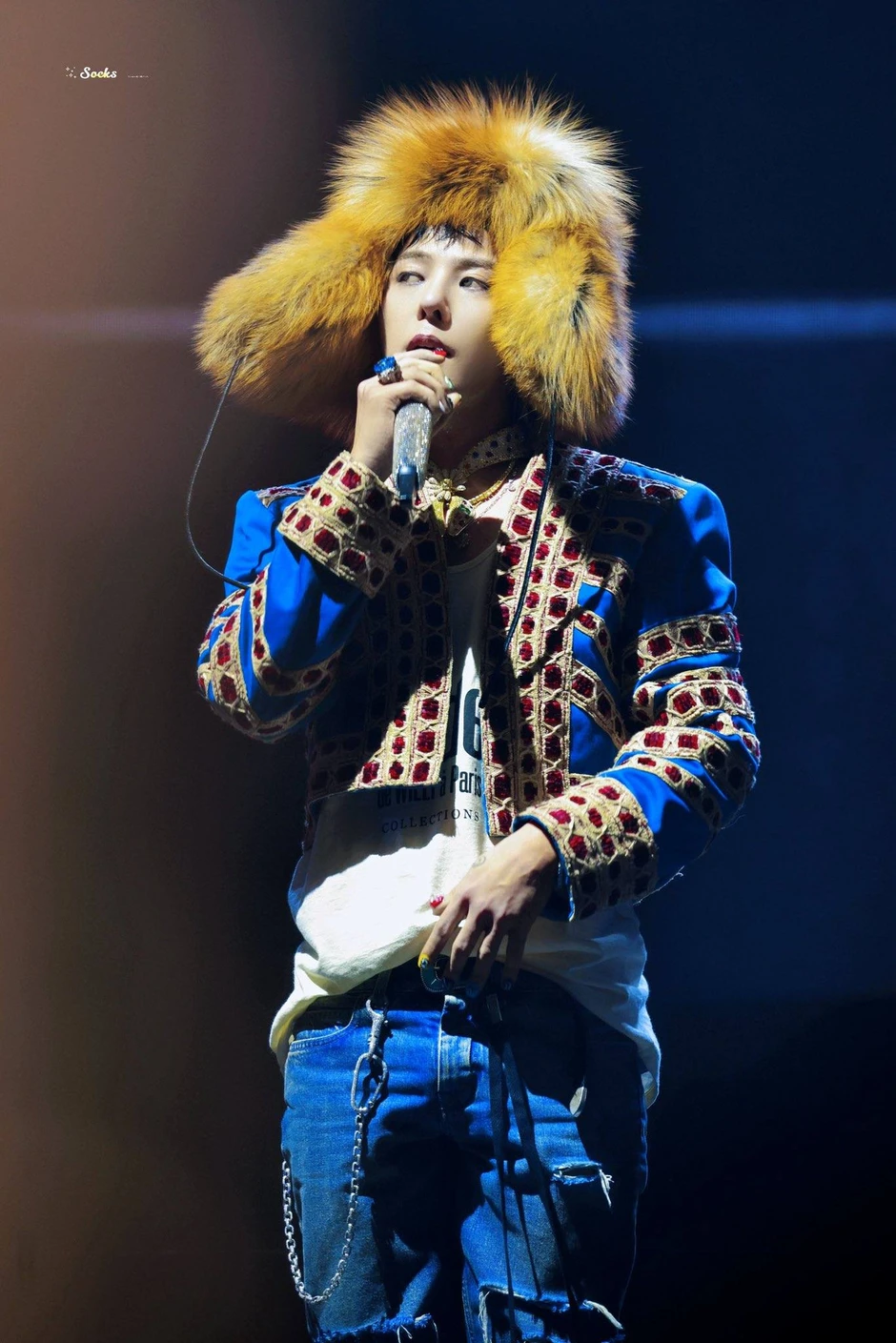 Dân Hàn nức nở, báo chí gọi BIGBANG là "idol quốc dân cuối cùng"