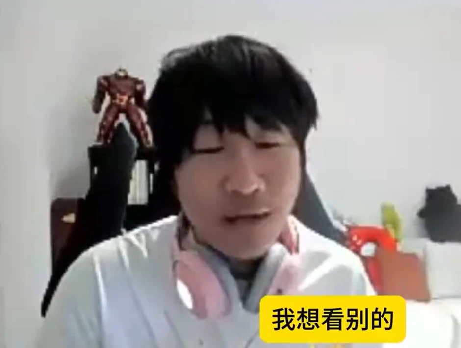 Đặt chuyện về đàn em, cựu vương CKTG nhận cái kết đắng Đặt chuyện về đàn em, cựu vương CKTG nhận cái kết đắng