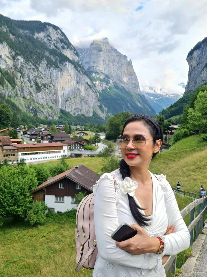 Đệ nhất mỹ nhân Việt Trinh ở tuổi 54: "Nhiều người bảo Trinh sao giờ mập thù lù, kêu Trinh nói xạo"