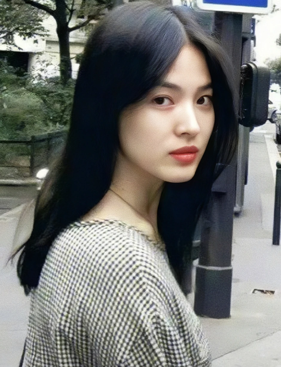 Đẹp như Song Hye Kyo thì nói 2 từ mỹ nhân mới đỡ ngại miệng Đẹp như Song Hye Kyo thì nói 2 từ mỹ nhân mới đỡ ngại miệng