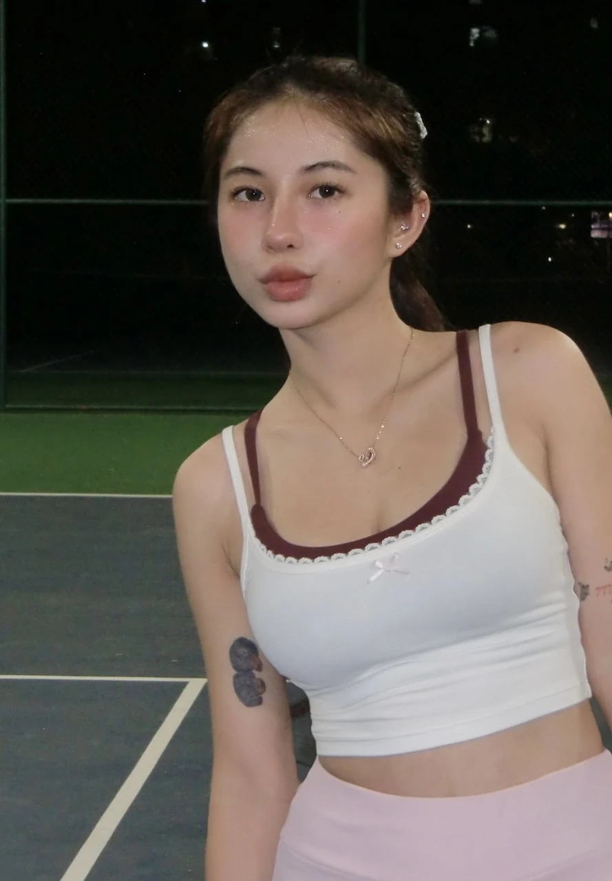 Đi tập để độ dáng chứ không "độ thị phi", hót-gơ bị đồn gạ gẫm PT có pha xử lý cực gắt!