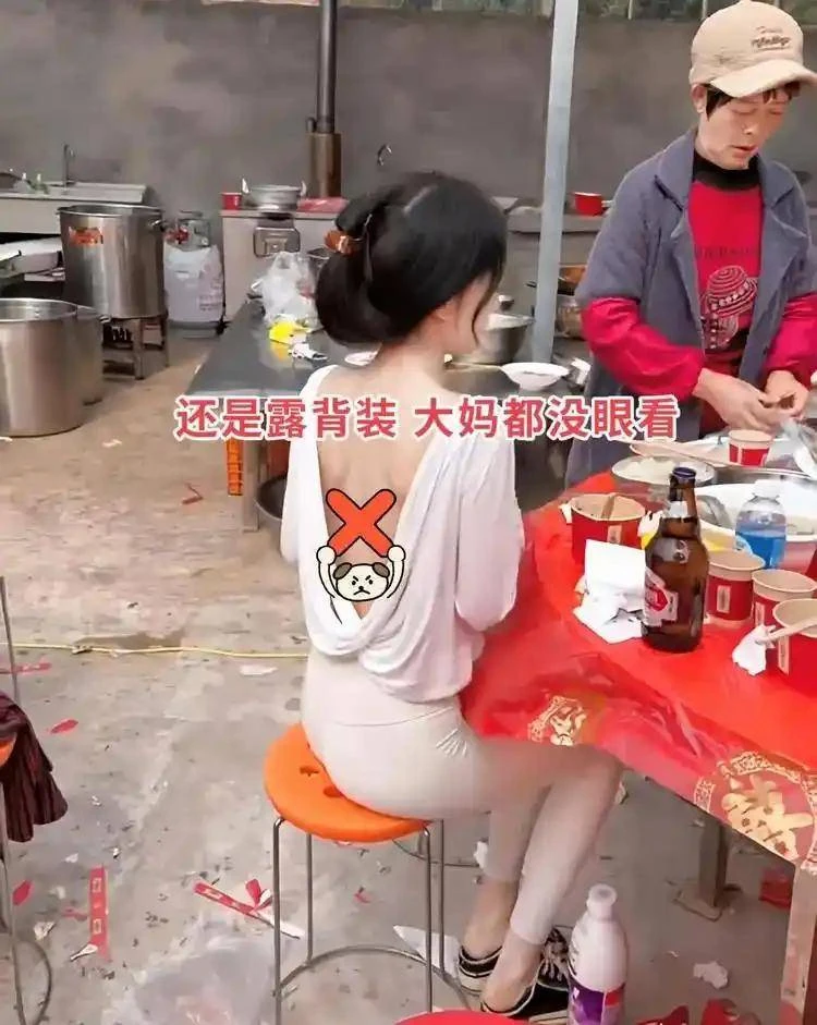 Diện trang phục không phù hợp đi ăn cưới: Khi ranh giới giữa tự do cá nhân và sự tinh tế bị đặt dấu hỏi