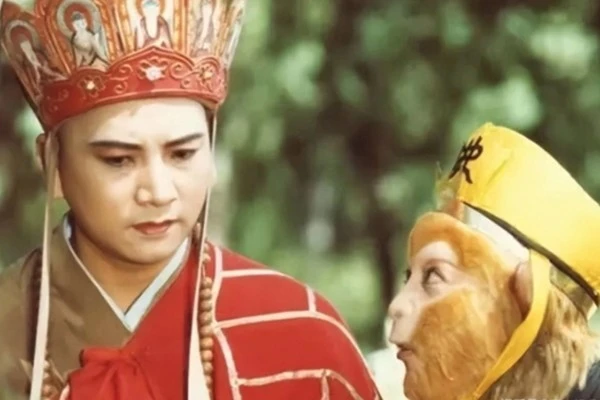 Điều kỳ bí trong cuộc hôn nhân lệch tuổi giữa Đường Tăng Tây Du Ký 1986 cùng vợ doanh nhân tỷ đô Điều kỳ bí trong cuộc hôn nhân lệch tuổi giữa Đường Tăng Tây Du Ký 1986 cùng vợ doanh nhân tỷ đô