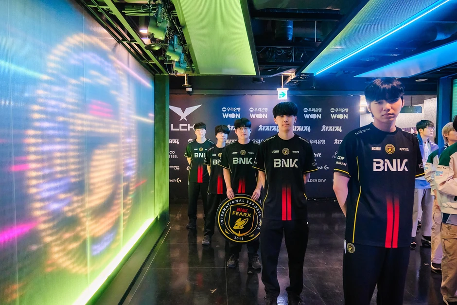 Đội LCK đang gây thất vọng vì điểm mạnh nhất của mình Đội LCK đang gây thất vọng vì điểm mạnh nhất của mình