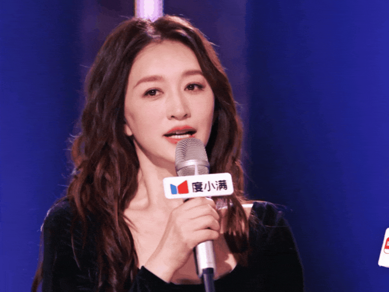 Đối thủ của Trang Pháp 50 tuổi vẫn gây sốt Đối thủ của Trang Pháp 50 tuổi vẫn gây sốt