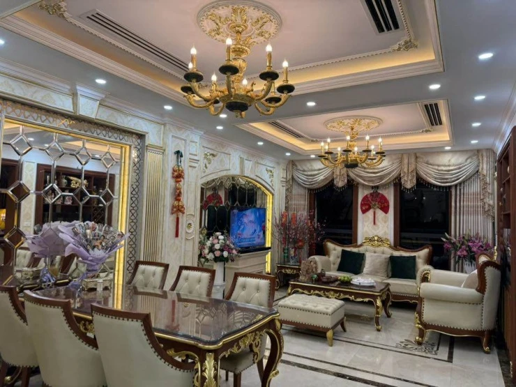 Đời thực trong căn biệt thự mặt phố của nữ NSƯT đóng vai mẹ Thanh Sơn phim Đồng hồ đếm ngược