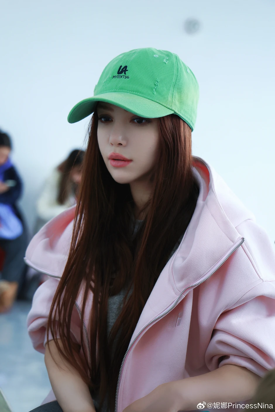 Đồng đội bị loại tức tưởi của Trang Pháp: Mỹ nhân có gia thế khủng đến mức dám tố cáo NSX dàn xếp kết quả trên sóng trực tiếp