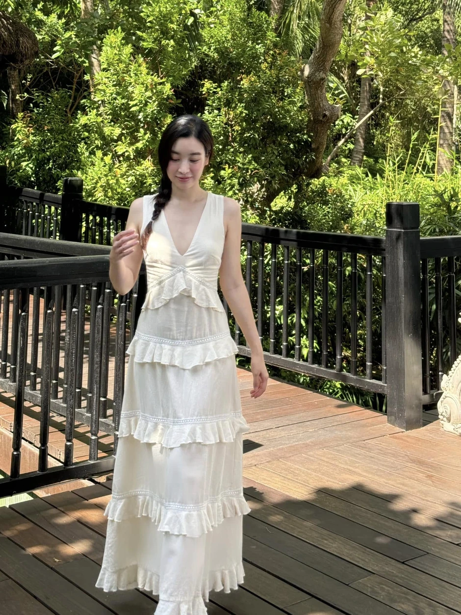 Động thái lạ của Đỗ Mỹ Linh trong sinh nhật mẹ chồng