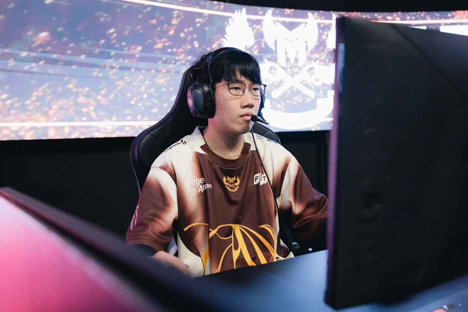 GAM đang gặp khó vì chính lựa chọn của mình