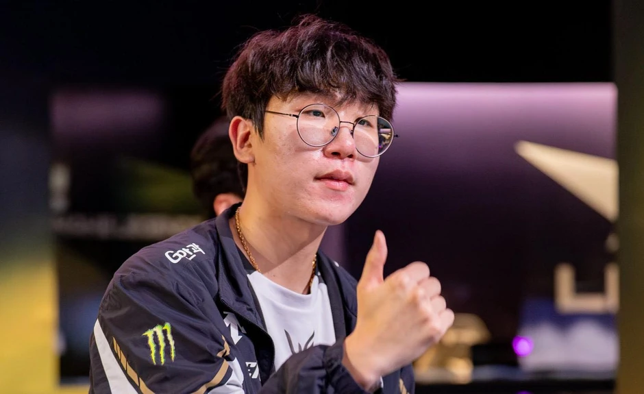 Gen.G chính thức lên tiếng vụ việc Ruler nhưng chính fan lại "tạt gáo nước lạnh"