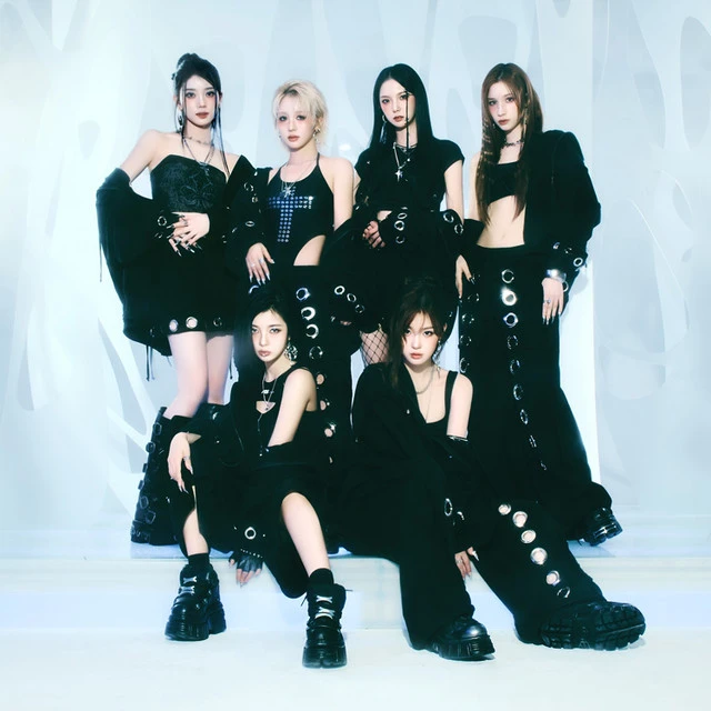 Giải cứu Kep1er: Ra MV 1h đầu có đúng 11.000 lượt xem, album giảm sốc 80% Giải cứu Kep1er: Ra MV 1h đầu có đúng 11.000 lượt xem, album giảm sốc 80%