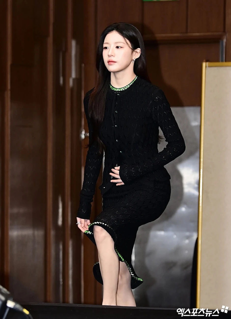 Go Youn Jung mang gương mặt định hình thẩm mỹ cả Hàn Quốc