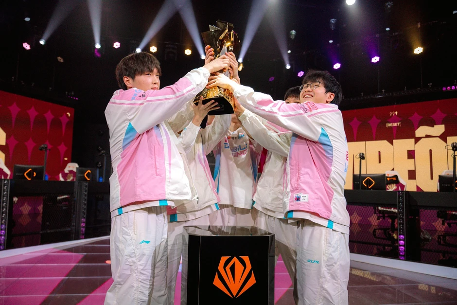 Gumayusi hé lộ đối thủ muốn đối đầu nhất là 2 cái tên "sừng sỏ" của LMHT