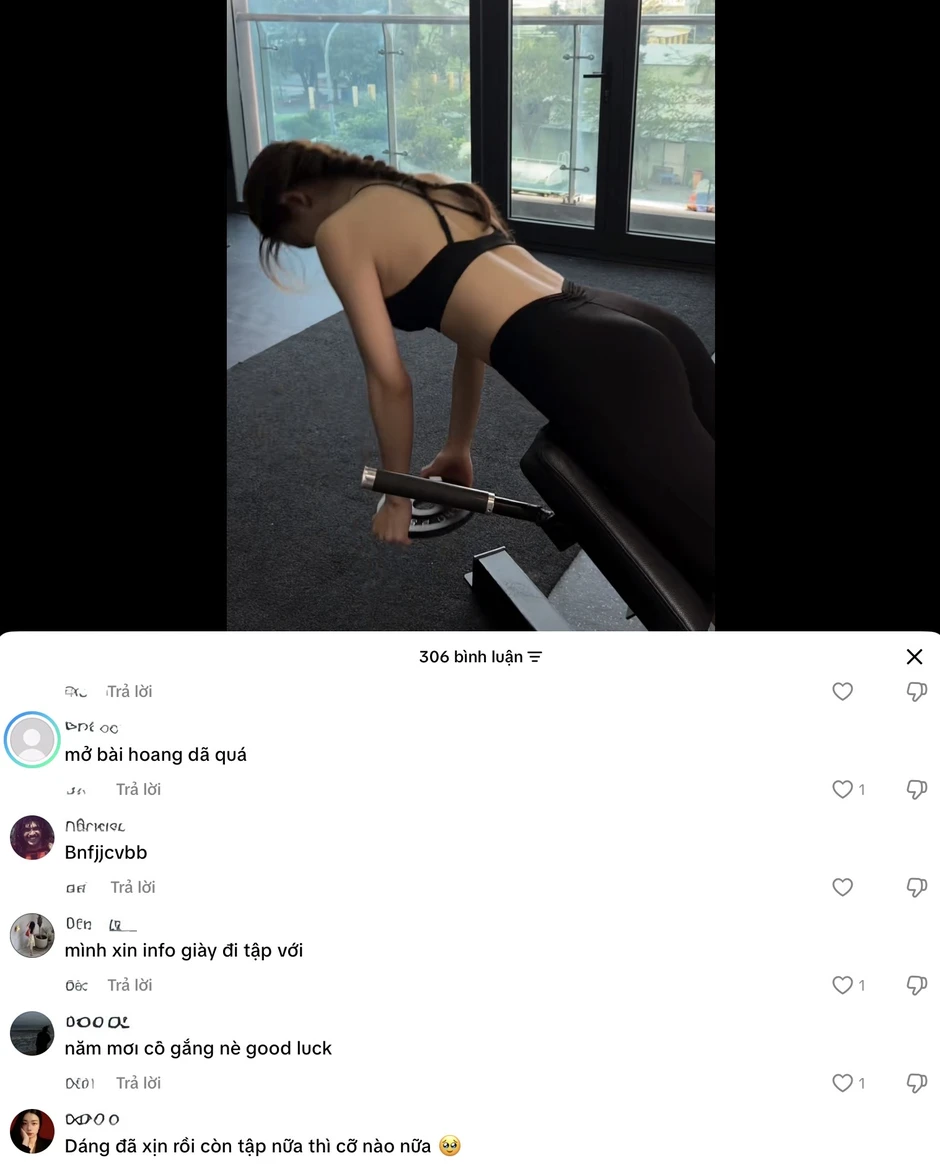 Hà Môi chẳng ngại "var", thể hiện thái độ khi bị mỉa mai "làm màu" ở phòng gym