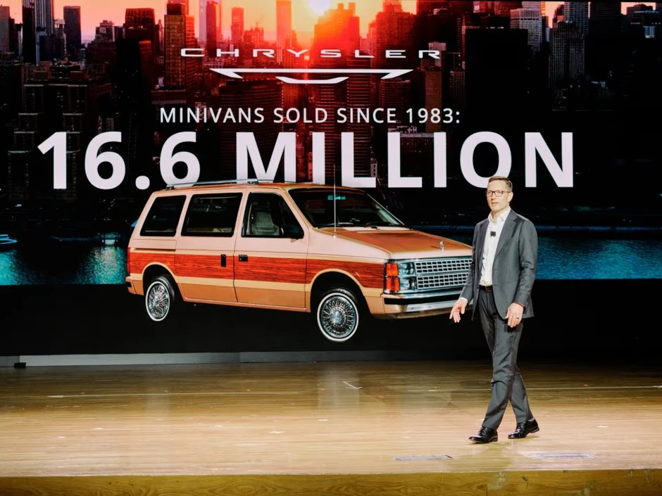 Hãng xe hơi 100 năm tuổi biểu tượng của Mỹ giờ chỉ bán đúng một chiếc xe, gặm nhấm khoản lỗ 25 tỷ USD Hãng xe hơi 100 năm tuổi biểu tượng của Mỹ giờ chỉ bán đúng một chiếc xe, gặm nhấm khoản lỗ 25 tỷ USD