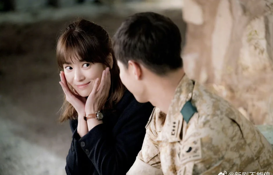 Hậu Duệ Mặt Trời: 10 năm trôi qua vẫn là huyền thoại phim Hàn Hậu Duệ Mặt Trời: 10 năm trôi qua vẫn là huyền thoại phim Hàn