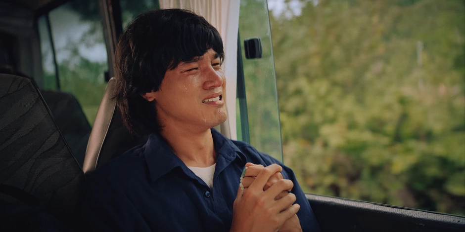 Hẹn Em Ngày Nhật Thực: Nhẹ nhàng mà day dứt, càng xem càng đau