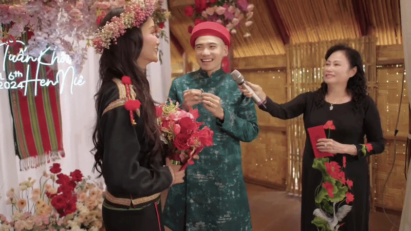 H'Hen Niê lần đầu công bố clip đám cưới H'Hen Niê lần đầu công bố clip đám cưới