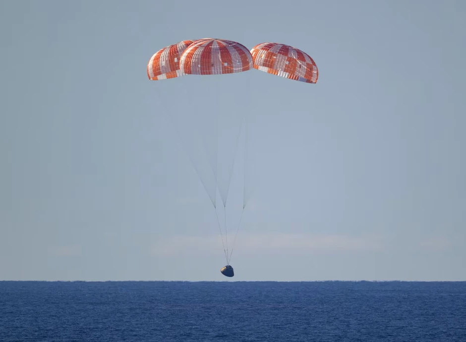 Hình ảnh đầu tiên của phi hành đoàn Artemis II khi trở về trái đất, trạng thái sức khoẻ gây chú ý Hình ảnh đầu tiên của phi hành đoàn Artemis II khi trở về trái đất, trạng thái sức khoẻ gây chú ý