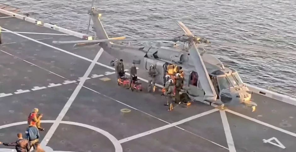 Hình ảnh đầu tiên của phi hành đoàn Artemis II khi trở về trái đất, trạng thái sức khoẻ gây chú ý Hình ảnh đầu tiên của phi hành đoàn Artemis II khi trở về trái đất, trạng thái sức khoẻ gây chú ý