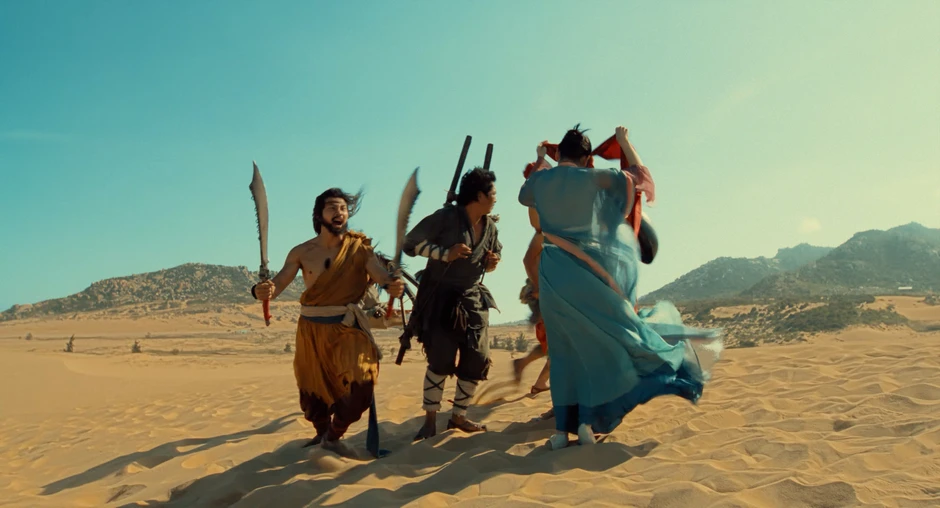 Hoa hậu Mai Phương xinh đáo để trong Trùm Sò