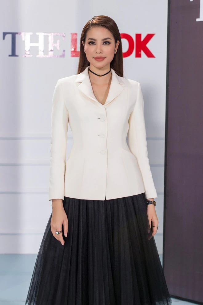 Hoa hậu Phạm Hương có kế hoạch trở về Việt Nam sau 8 năm ở Mỹ?